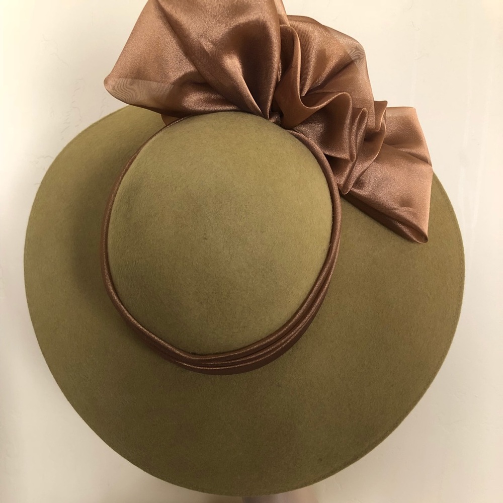 Hat - Picture 2 of 8